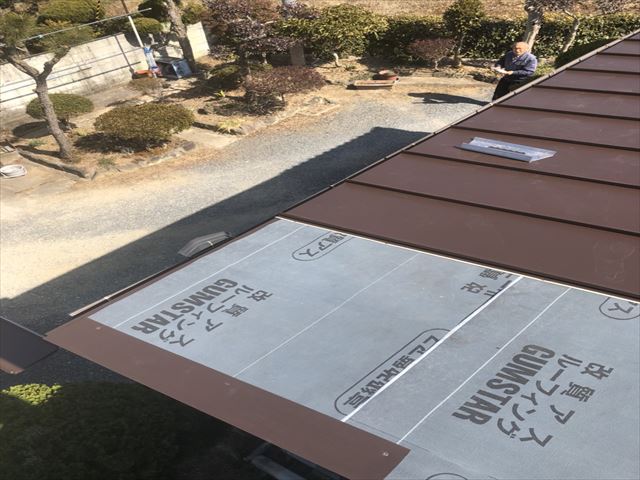 加西市のガルバリウム屋根施工