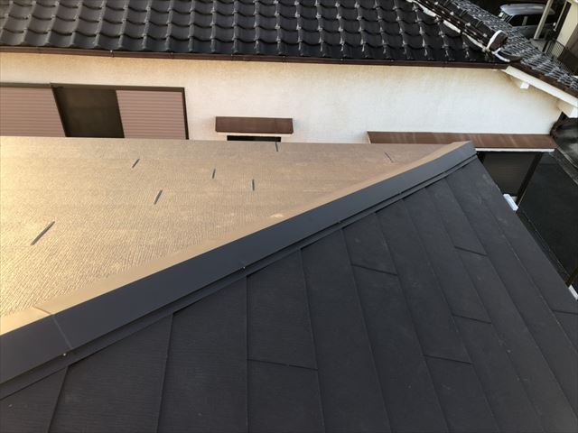 高砂市のガルテクト葺き替え工事完工写真