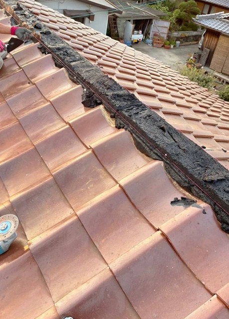 瓦屋根棟葺き替え