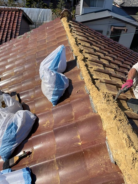 瓦屋根棟葺き替え