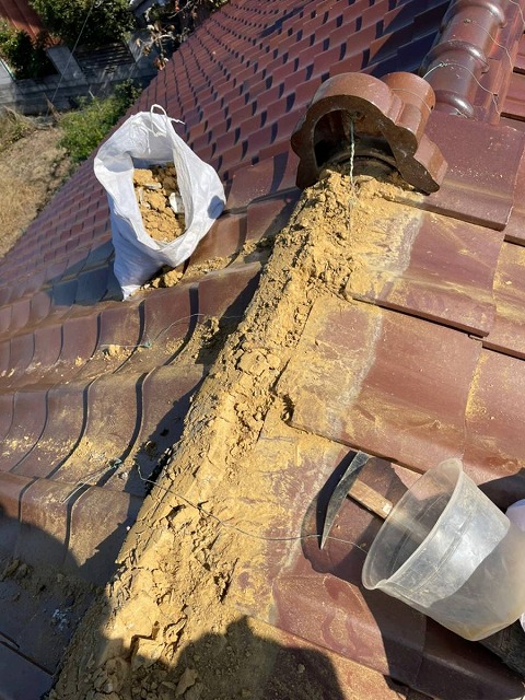 瓦屋根棟葺き替え