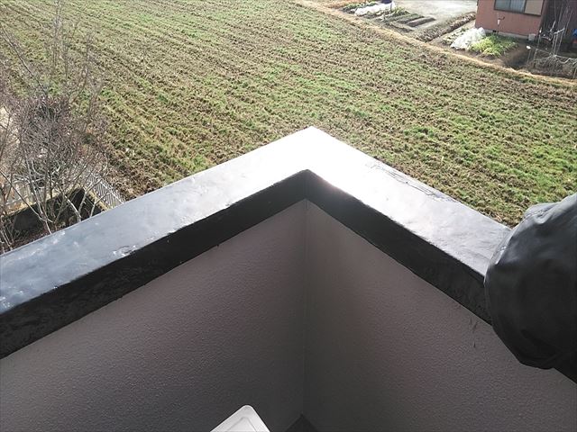 ベランダの笠木部分