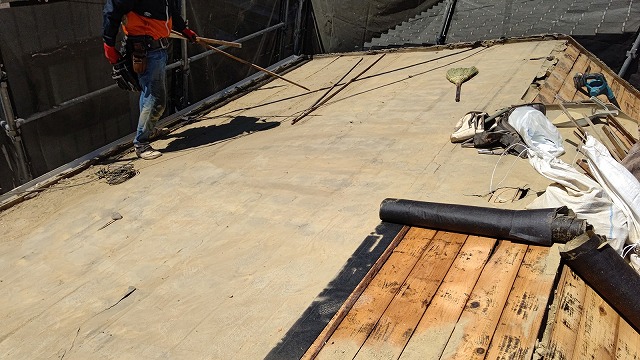 防水シート撤去