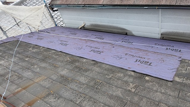 粘着ルーフィング