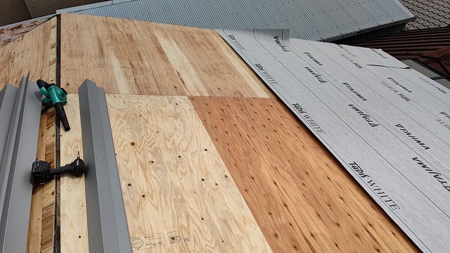 防止シート貼付け