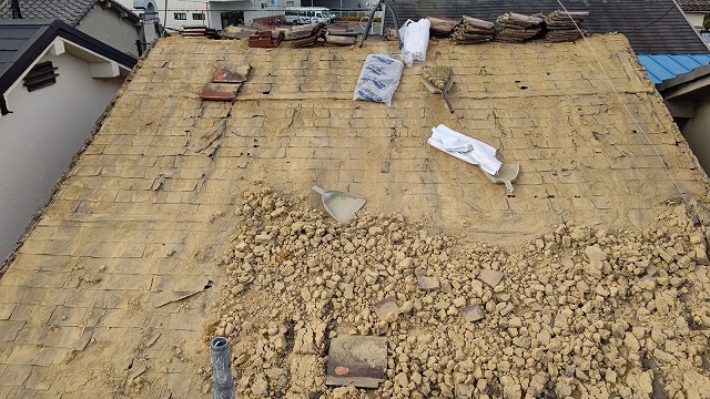 葺き土撤去
