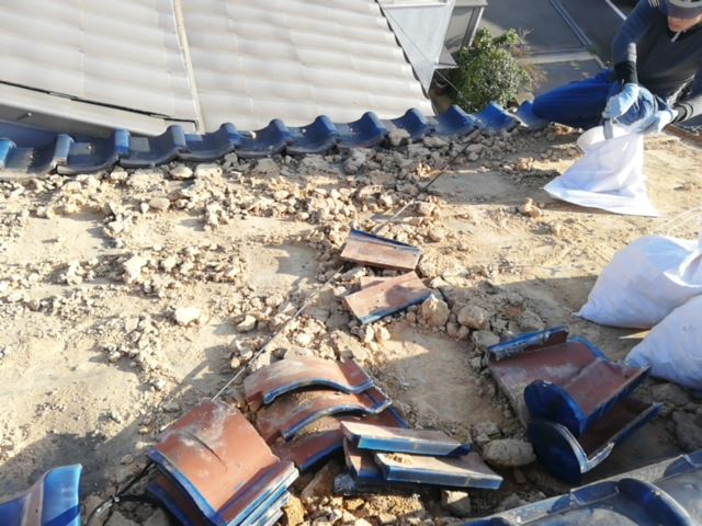 土葺きの瓦屋根