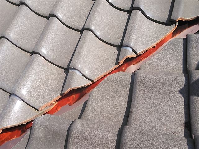 夢前町の谷板金工事の瓦のラバーロック