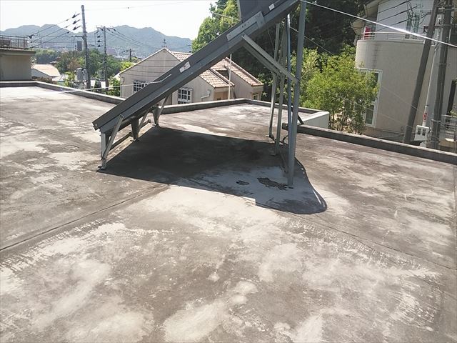 姫路市の温水器設置のための架台