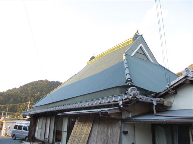 急勾配の屋根