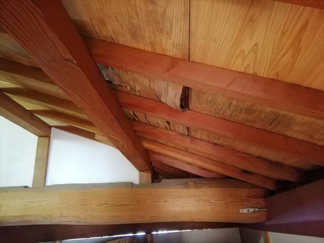 加古川市で雨漏り無料診断のお宅の天井の状態