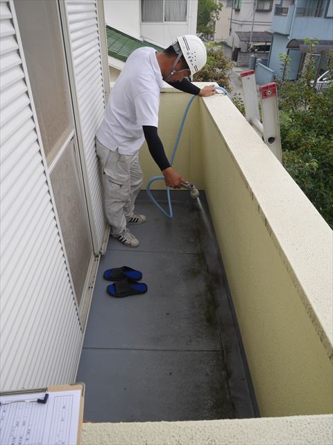 姫路市台風で雨漏り