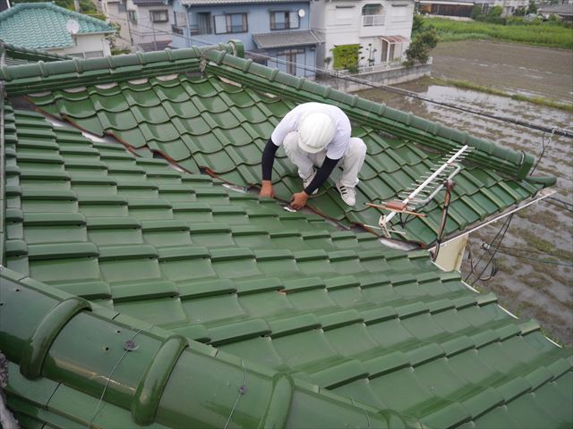 姫路市台風で雨漏り屋根の調査