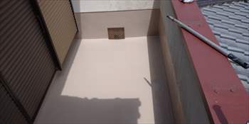 ウレタン塗膜防水　施工完了