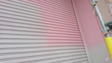 シャッター下塗