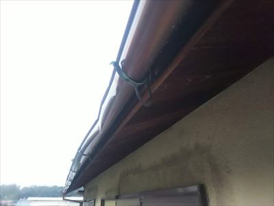 雨樋　歪み　軒樋