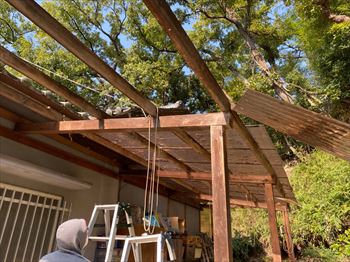 既存波板　撤去中