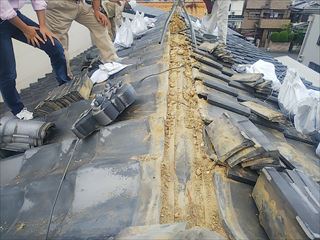 棟瓦　撤去完了