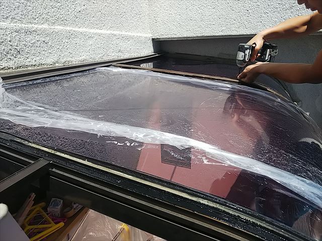 ポリカーボネート板取付け