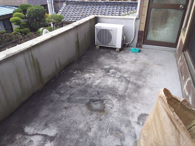 防水前手摺撤去