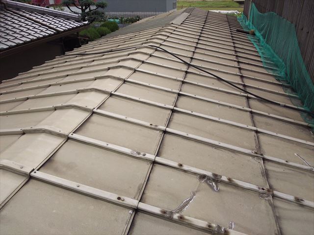 鋼板屋根全体状況