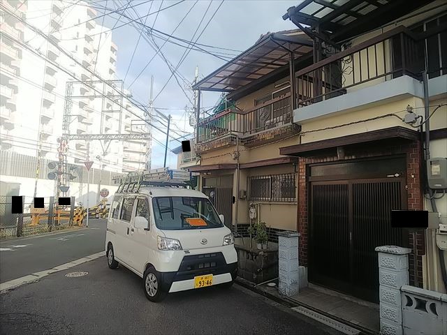 冠瓦　飛散　外観