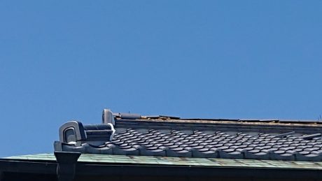 大棟・冠瓦飛散状況