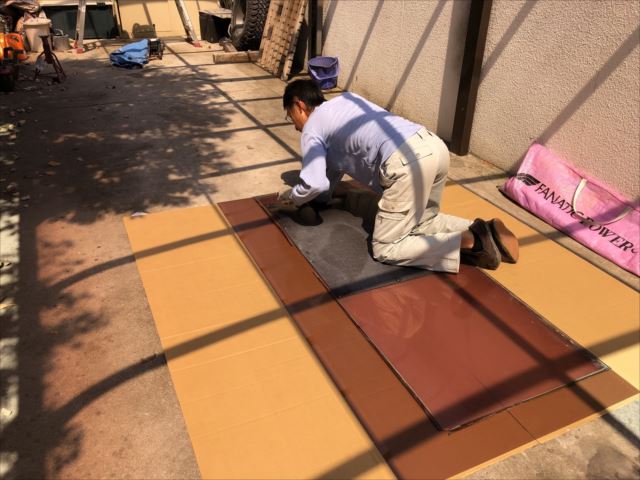 屋根材　カット