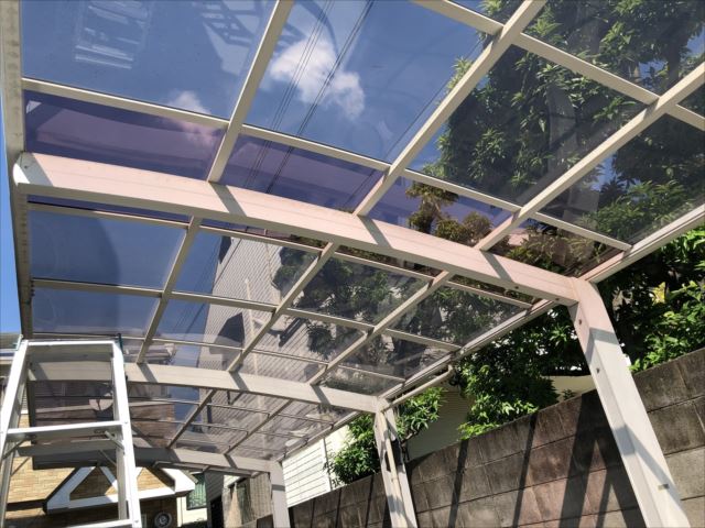 隣家　カーポート屋根完了