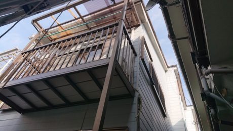 ポリカ－波板施工中