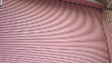 シャッター仕上げ塗