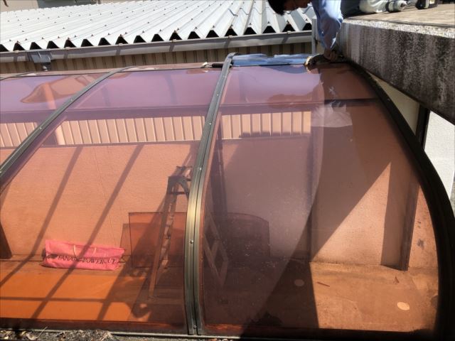 カーポート屋根　ビス止め