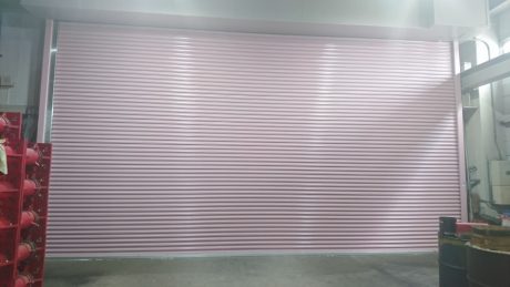 シャッター内面仕上げ塗