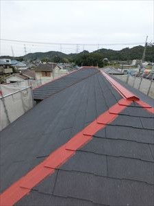 屋根　金属部　錆止め完了