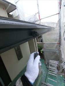 軒樋　塗装