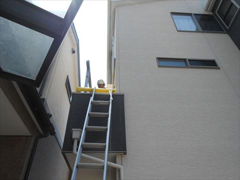 バルコニー屋根施工状況