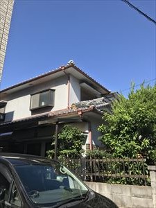 屋根　鬼瓦落下