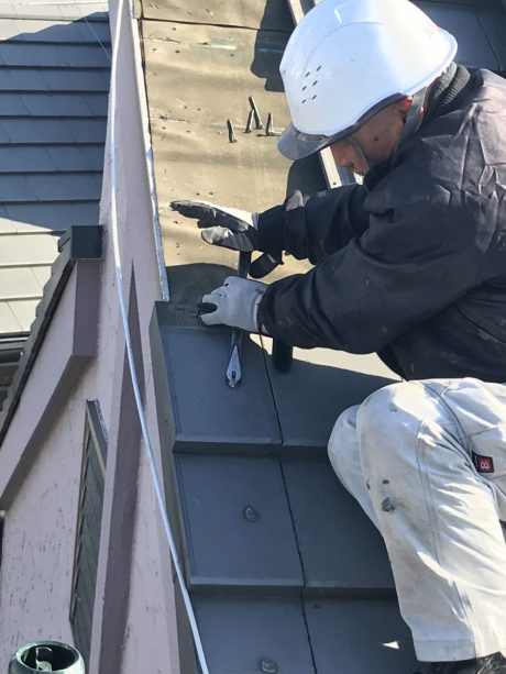 ケラバ・平瓦取外し作業