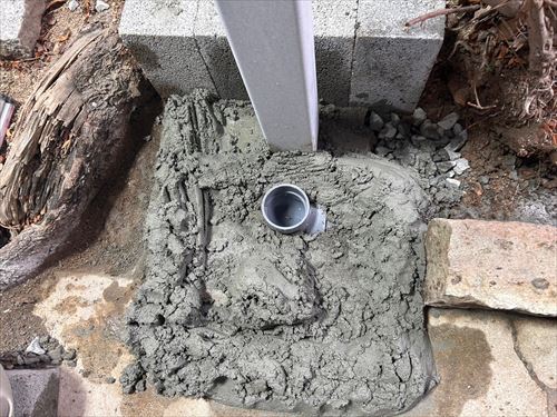 ガーデンパン設置位置　モルタル