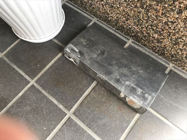 のし瓦　落下