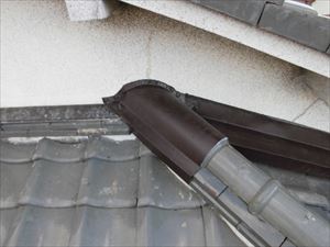 棟瓦　板金施工