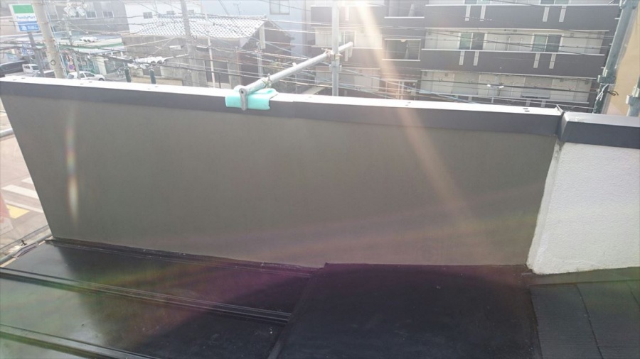 パラペット塗装下地完了