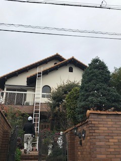 屋根瓦　ずれ　現地調査