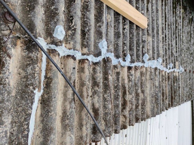 コーキングを充填