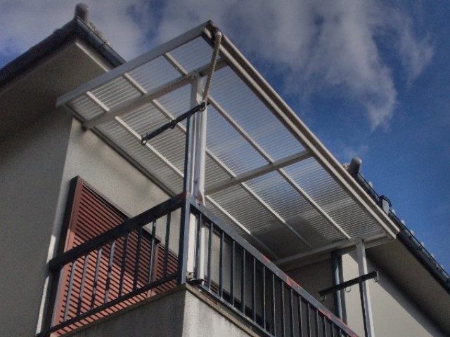 ベランダ波板張り替え完了