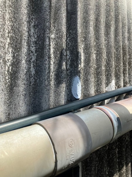 外壁塗装前の小波スレート