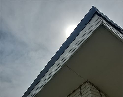 棟板金部分補修　施工完了