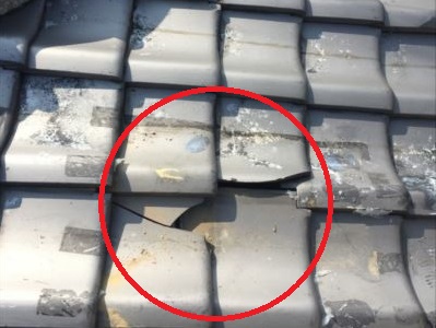 平瓦破損箇所