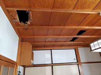 天井点検口　施工前