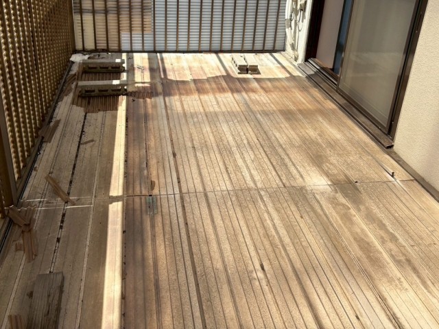 樹脂製ベランダ床